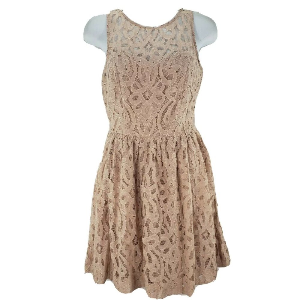 LC‎ Lauren Conrad Wonderland Dress Size 4 Pink Part